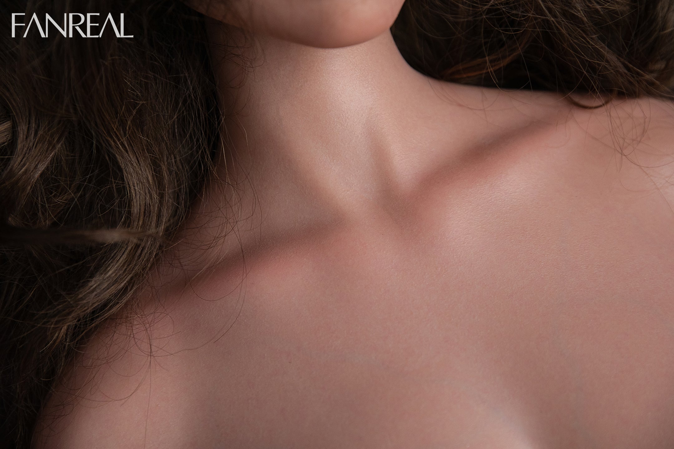 Kelly Tan (FANREAL G cup Full Silicone Torso-Size Ultra Realistic 95CM)